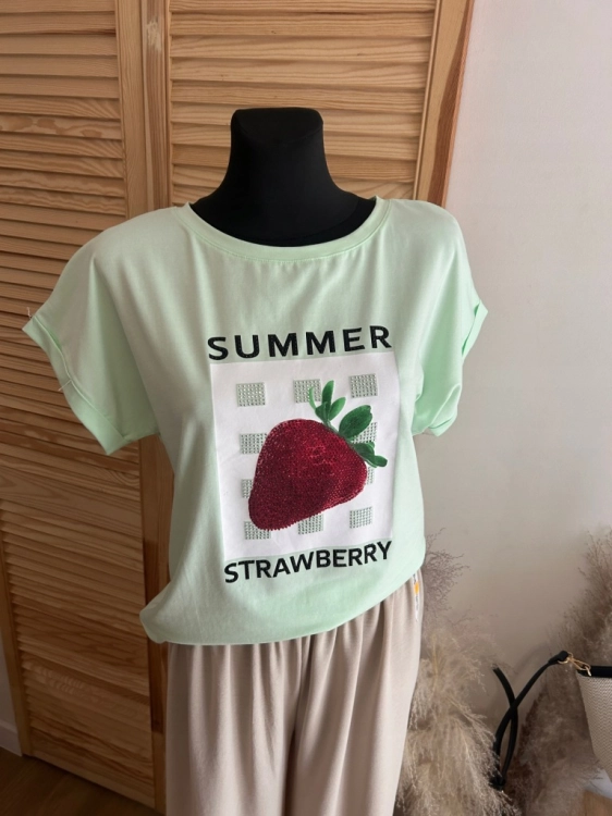 Koszulka damska MEGI Truskawka modny i wygodny basic Tshirt Miętowa s/m