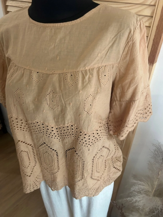 Bluzka damska z koronki lekka Letnia Falbanki Boho Brązowa Jasna