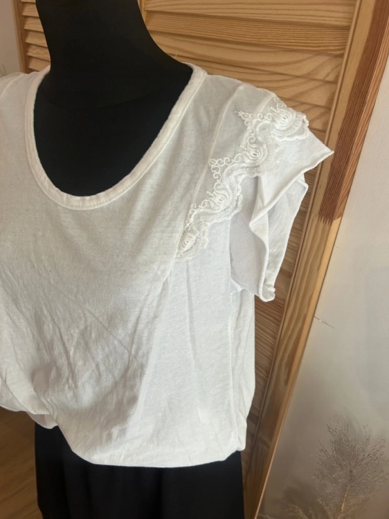 Bluzka damska bawełniana Letnia Tshirt Z koronką Romantyczna Biała