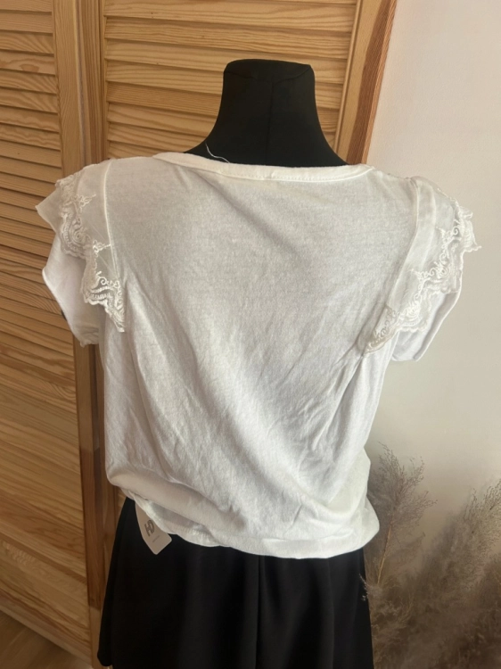 Bluzka damska bawełniana Letnia Tshirt Z koronką Romantyczna Biała