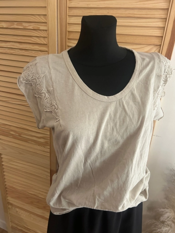Bluzka damska bawełniana Letnia Tshirt Z koronką Romantyczna Beżowa Jasna