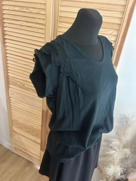 Bluzka damska bawełniana Letnia Tshirt Z koronką Romantyczna Czarna