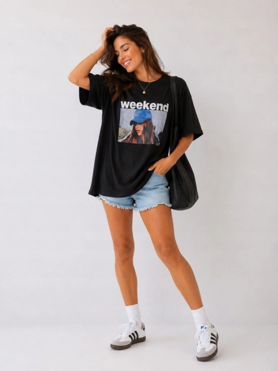 Koszulka damska Masełkowa Luźna Oversize z Nadrukiem Weekend Czarna