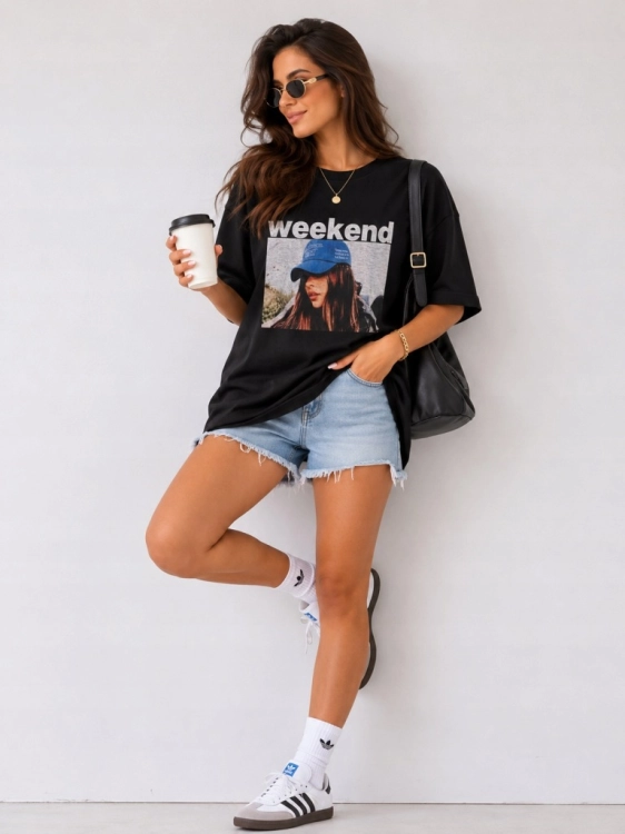 Koszulka damska Masełkowa Luźna Oversize z Nadrukiem Weekend Czarna