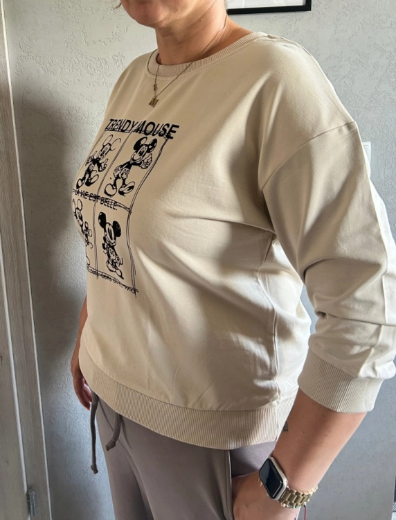 Bluzka damska Bluza 3/4 MEGi Nadruk Myszka Sportowa Wygodna Beżowa