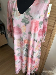 Sukienka z siateczki w kwiaty zwiewna luźna oversize Plus Size