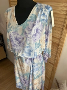 Sukienka z siateczki w kwiaty zwiewna luźna oversize Plus Size Liliowa