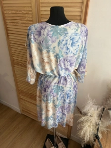 Sukienka z siateczki w kwiaty zwiewna luźna oversize Plus Size Liliowa