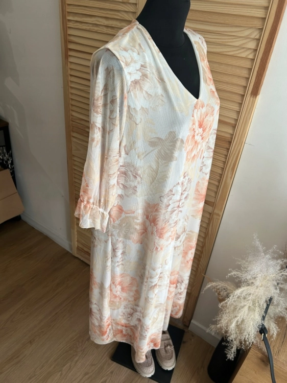 Sukienka z siateczki w kwiaty zwiewna luźna oversize Plus Size beżowa