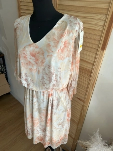 Sukienka z siateczki w kwiaty zwiewna luźna oversize Plus Size beżowa