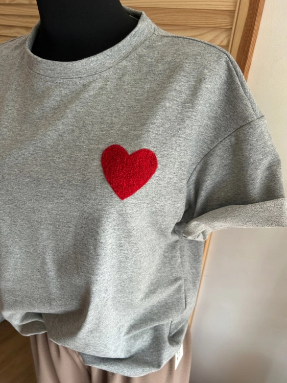 Bluzka Koszulka damska T-Shirt z Serduszkiem Serce Bawełniana Szara