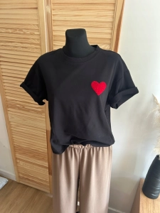 Bluzka Koszulka damska T-Shirt z Serduszkiem Serce Bawełniana Czarna