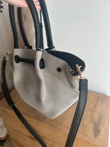 Elegancka torebka damska shopper stylowa i pojemna z misiem czarno-beżowa