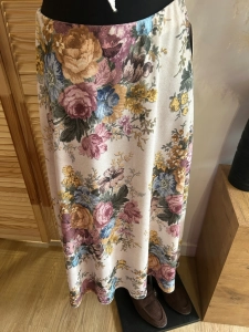 Spódnica Spódniczka w kwiaty beżowa Lekka i zwiewna Boho