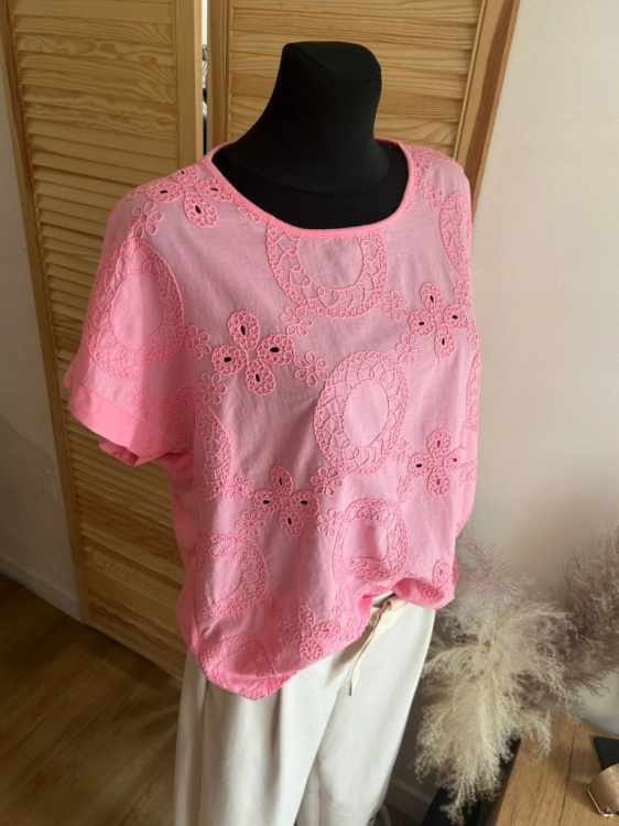 Bluzka damska Koszylka T-shirt Koronkowe Wzory Różowa Landrynkowa
