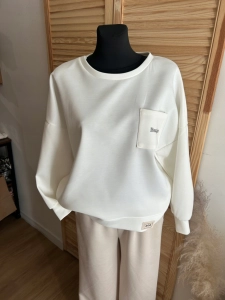 Bluza damska Bonjour z kieszonką klasyczna miękka biała