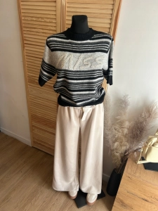 Sweter damski MISS modny krótki rękaw miękki jasny szary grafit