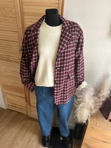 Marynarka damska w kratę stylowa casual i elegancka bordowa