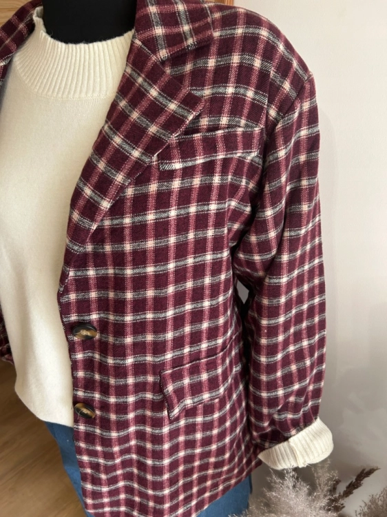 Marynarka damska w kratę stylowa casual i elegancka bordowa