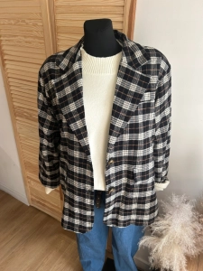 Marynarka damska w kratę stylowa casual i elegancka czarna