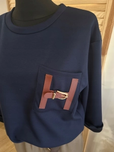 Bluzka Bluza damska oversize z kieszonką masełkowa casual granatowa