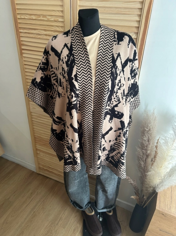Narzutka kimono damskie kardigan wzór zebra oversize beżowy