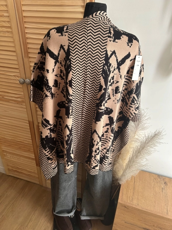 Narzutka kimono damskie kardigan wzór zebra oversize beżowy