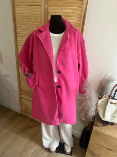 Płaszcz damski oversize – elegancki płaszcz wiosenny różowy fuksja