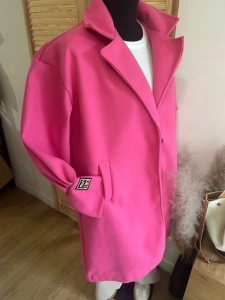Płaszcz damski oversize – elegancki płaszcz wiosenny różowy fuksja