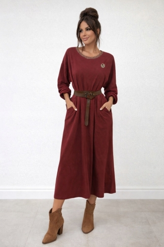 Sukienka Damska Midi Pasek Kieszenie Oversize Elegancka broszka bordowa