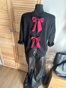 Bluzka damska miękka z kokardkami z tyłu klasyczna elegancka czarna