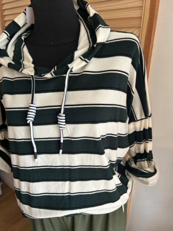 Bluza damska w paski z kapturem sportowa miękka lekka Zielona