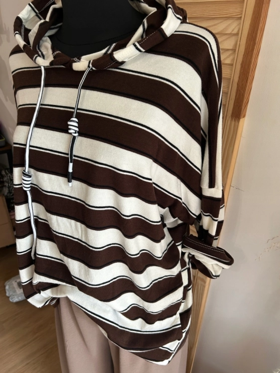 Bluza damska w paski z kapturem sportowa miękka lekka brąz czekoladowy