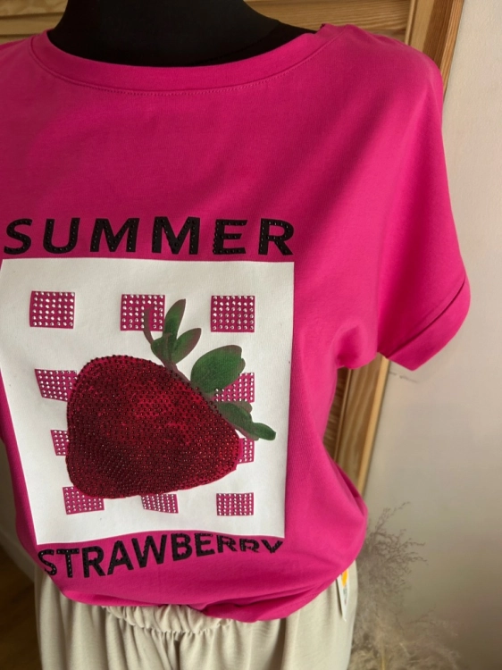 Koszulka damska MEGI Truskawka modny i wygodny basic Tshirt Różowa S/m