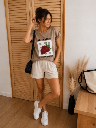 Koszulka damska MEGI Truskawka modny i wygodny basic Tshirt Beżowa S/m