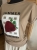 Koszulka damska MEGI Truskawka modny i wygodny basic Tshirt Beżowa S/m