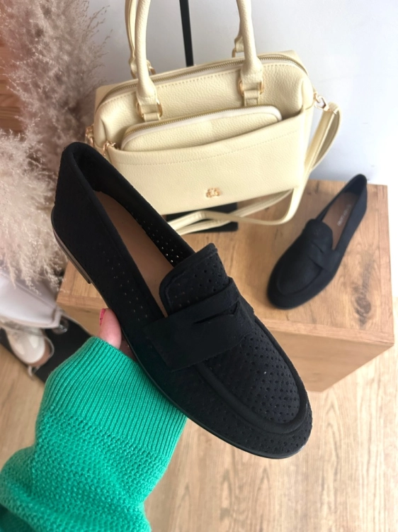 Mokasyny Damskie Loafersy Dziurki Miękkie Lekkie Czarne