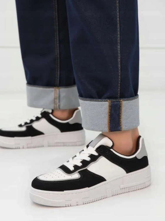 Sneakersy buty sportowe na grubej podeszwie białe czarne lekkie
