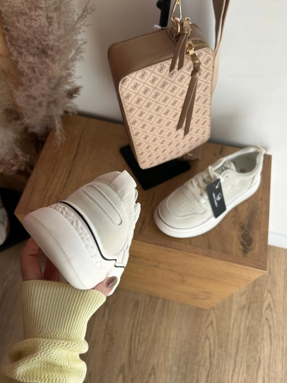 Sneakersy damskie kremowe na grubej podeszwie sportowe