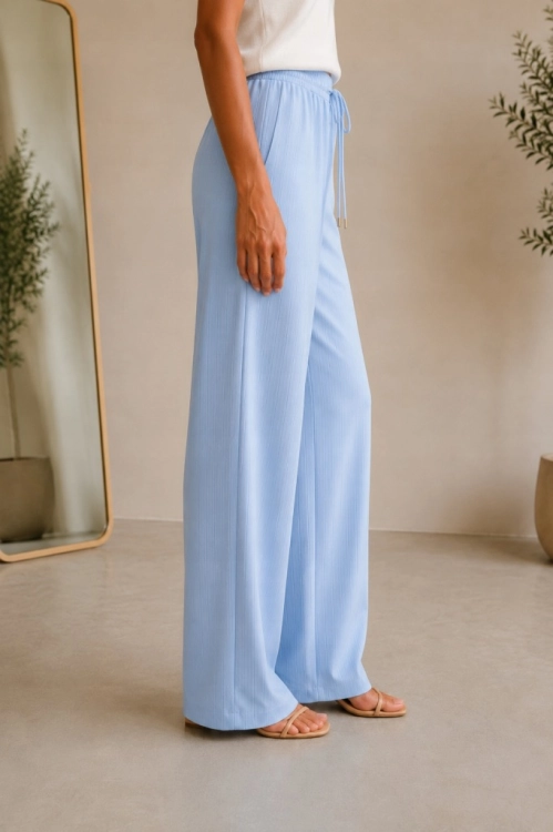 Spodnie damskie szerokie WIDE prążek lekkie zwiewne Elegan niebieskie